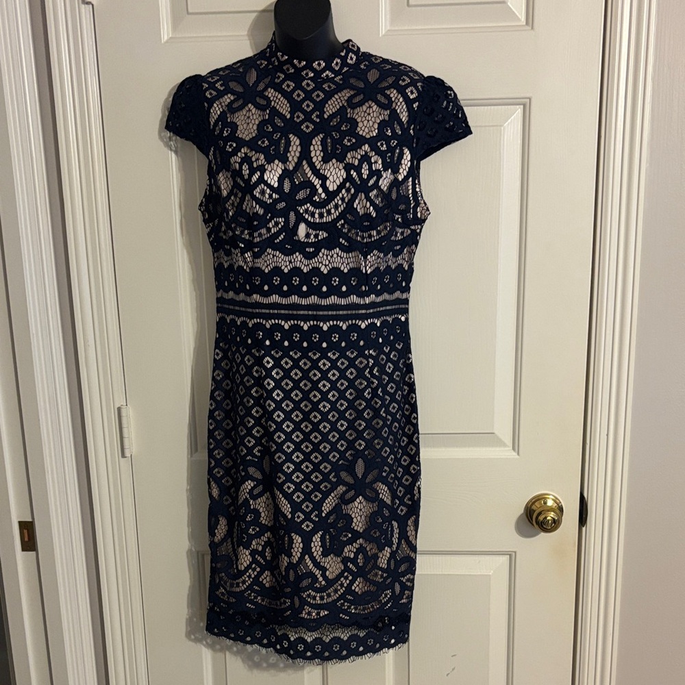 Quiz Elegant Navy Lace Overlay Dress Size 8 - Picture 2 of 5